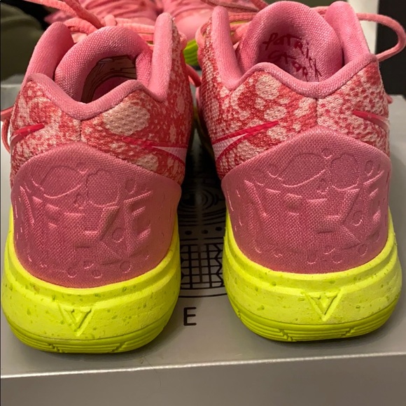 Kyrie 5 - Picture 2 of 6